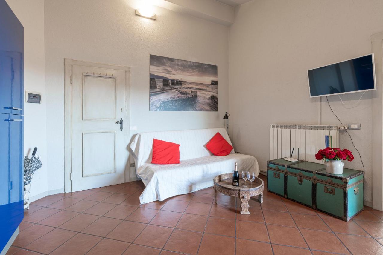 Appartamento Agata San Felice del Benaco Exterior photo